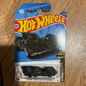 Hot Wheels Batman Arkham Asylum Batmobile - Dark Green